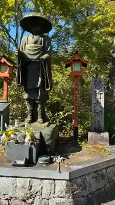 海住山寺の{uncategorized: "未分類", other: "その他", undefined: "問題あり", building: "その他建物", grave: "お墓", sacred_gate: "鳥居", guardian: "狛犬", statue: "像", buddha: "仏像", history: "歴史", nature: "自然", garden: "庭園", animal: "動物", pagoda: "塔", temizu: "手水舎", mountain_gate: "山門・神門", sanctuary: "本殿・本堂", subordinate: "末社・摂社", art: "芸術", scenery: "景色", jizo: "地蔵", ema: "絵馬", goshuin: "御朱印", omikuji: "おみくじ", items: "授与品その他", amulet: "お守り", goshuincho: "御朱印帳", eats: "食事", festival: "お祭り", votive_dance: "神楽", shichigosan: "七五三参", wedding: "結婚式", experience: "体験その他", initially: "初詣", around: "周辺", anti_infection: "感染症対策"}