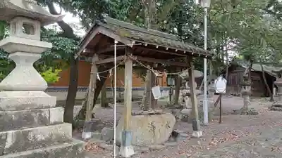 野志里神社の手水舎