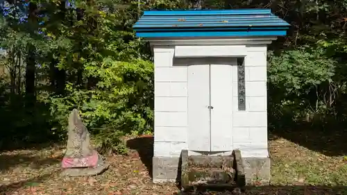 占冠神社の末社