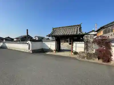 西来寺の{uncategorized: "未分類", other: "その他", undefined: "問題あり", building: "その他建物", grave: "お墓", sacred_gate: "鳥居", guardian: "狛犬", statue: "像", buddha: "仏像", history: "歴史", nature: "自然", garden: "庭園", animal: "動物", pagoda: "塔", temizu: "手水舎", mountain_gate: "山門・神門", sanctuary: "本殿・本堂", subordinate: "末社・摂社", art: "芸術", scenery: "景色", jizo: "地蔵", ema: "絵馬", goshuin: "御朱印", omikuji: "おみくじ", items: "授与品その他", amulet: "お守り", goshuincho: "御朱印帳", eats: "食事", festival: "お祭り", votive_dance: "神楽", shichigosan: "七五三参", wedding: "結婚式", experience: "体験その他", initially: "初詣", around: "周辺", anti_infection: "感染症対策"}