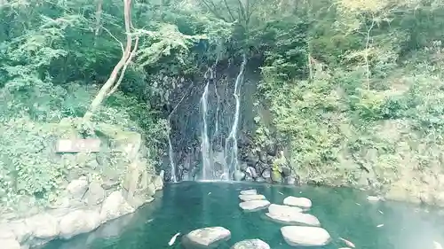 玉簾神社(神奈川県)