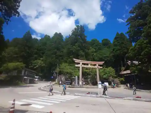 戸隠神社中社の鳥居