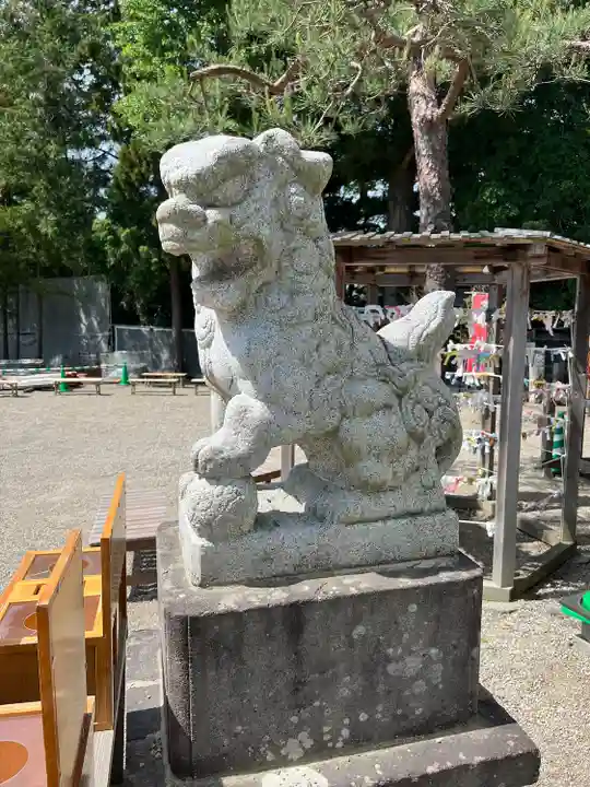 二柱神社の狛犬