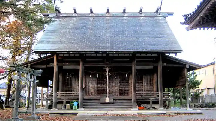 豊洲神社の本殿・本堂