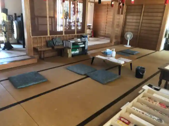 綱敷天満神社の本殿