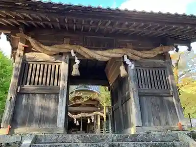 廣瀬神社の山門