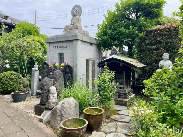大林院の{uncategorized: "未分類", other: "その他", undefined: "問題あり", building: "その他建物", grave: "お墓", sacred_gate: "鳥居", guardian: "狛犬", statue: "像", buddha: "仏像", history: "歴史", nature: "自然", garden: "庭園", animal: "動物", pagoda: "塔", temizu: "手水舎", mountain_gate: "山門・神門", sanctuary: "本殿・本堂", subordinate: "末社・摂社", art: "芸術", scenery: "景色", jizo: "地蔵", ema: "絵馬", goshuin: "御朱印", omikuji: "おみくじ", items: "授与品その他", amulet: "お守り", goshuincho: "御朱印帳", eats: "食事", festival: "お祭り", votive_dance: "神楽", shichigosan: "七五三参", wedding: "結婚式", experience: "体験その他", initially: "初詣", around: "周辺", anti_infection: "感染症対策"}