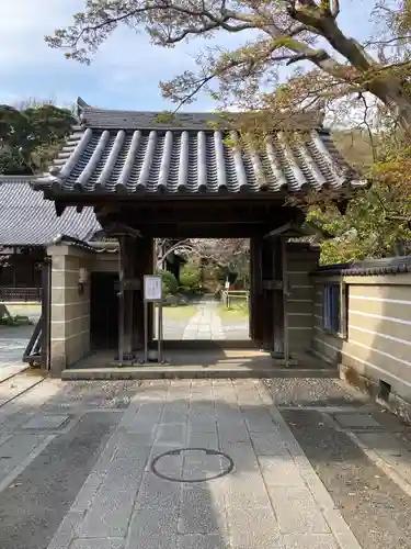 浄光明寺の山門