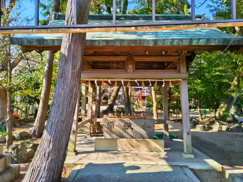 鎭國守國神社の手水舎