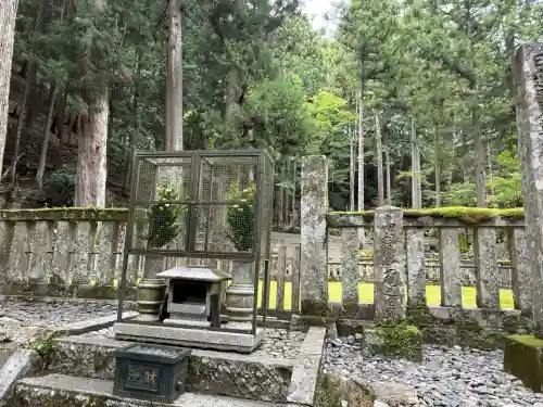 身延山 祖廟拝殿(山梨県)