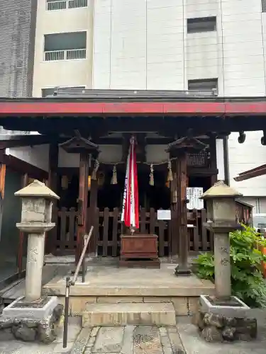 彦田稲荷神社の{uncategorized: "未分類", other: "その他", undefined: "問題あり", building: "その他建物", grave: "お墓", sacred_gate: "鳥居", guardian: "狛犬", statue: "像", buddha: "仏像", history: "歴史", nature: "自然", garden: "庭園", animal: "動物", pagoda: "塔", temizu: "手水舎", mountain_gate: "山門・神門", sanctuary: "本殿・本堂", subordinate: "末社・摂社", art: "芸術", scenery: "景色", jizo: "地蔵", ema: "絵馬", goshuin: "御朱印", omikuji: "おみくじ", items: "授与品その他", amulet: "お守り", goshuincho: "御朱印帳", eats: "食事", festival: "お祭り", votive_dance: "神楽", shichigosan: "七五三参", wedding: "結婚式", experience: "体験その他", initially: "初詣", around: "周辺", anti_infection: "感染症対策"}