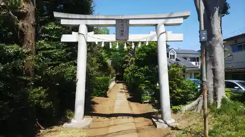 中里氷川神社の鳥居