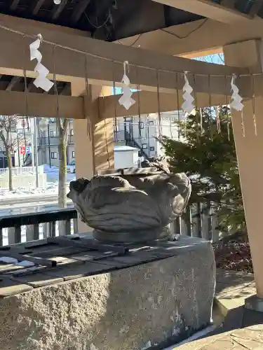 鳥取神社の{uncategorized: "未分類", other: "その他", undefined: "問題あり", building: "その他建物", grave: "お墓", sacred_gate: "鳥居", guardian: "狛犬", statue: "像", buddha: "仏像", history: "歴史", nature: "自然", garden: "庭園", animal: "動物", pagoda: "塔", temizu: "手水舎", mountain_gate: "山門・神門", sanctuary: "本殿・本堂", subordinate: "末社・摂社", art: "芸術", scenery: "景色", jizo: "地蔵", ema: "絵馬", goshuin: "御朱印", omikuji: "おみくじ", items: "授与品その他", amulet: "お守り", goshuincho: "御朱印帳", eats: "食事", festival: "お祭り", votive_dance: "神楽", shichigosan: "七五三参", wedding: "結婚式", experience: "体験その他", initially: "初詣", around: "周辺", anti_infection: "感染症対策"}