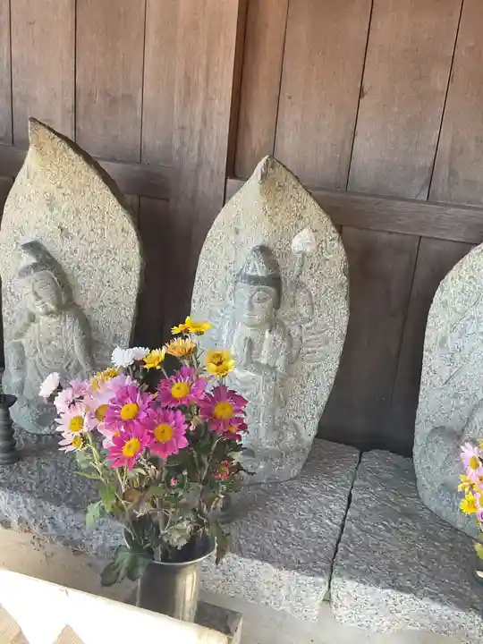 津島神社・仏堂(前原)の仏像