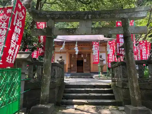 佐助稲荷神社の鳥居