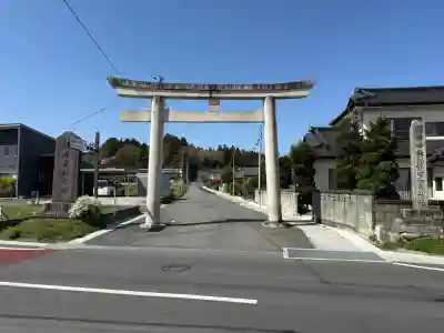 都々古別神社(馬場)の{uncategorized: "未分類", other: "その他", undefined: "問題あり", building: "その他建物", grave: "お墓", sacred_gate: "鳥居", guardian: "狛犬", statue: "像", buddha: "仏像", history: "歴史", nature: "自然", garden: "庭園", animal: "動物", pagoda: "塔", temizu: "手水舎", mountain_gate: "山門・神門", sanctuary: "本殿・本堂", subordinate: "末社・摂社", art: "芸術", scenery: "景色", jizo: "地蔵", ema: "絵馬", goshuin: "御朱印", omikuji: "おみくじ", items: "授与品その他", amulet: "お守り", goshuincho: "御朱印帳", eats: "食事", festival: "お祭り", votive_dance: "神楽", shichigosan: "七五三参", wedding: "結婚式", experience: "体験その他", initially: "初詣", around: "周辺", anti_infection: "感染症対策"}