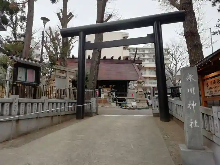 高円寺氷川神社の鳥居