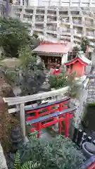 稲荷大明神の鳥居