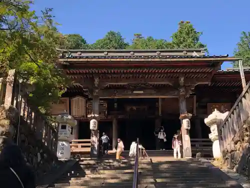 華厳寺の本殿・本堂
