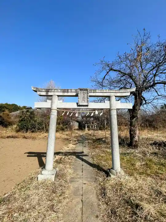 大蔵神社の{uncategorized: "未分類", other: "その他", undefined: "問題あり", building: "その他建物", grave: "お墓", sacred_gate: "鳥居", guardian: "狛犬", statue: "像", buddha: "仏像", history: "歴史", nature: "自然", garden: "庭園", animal: "動物", pagoda: "塔", temizu: "手水舎", mountain_gate: "山門・神門", sanctuary: "本殿・本堂", subordinate: "末社・摂社", art: "芸術", scenery: "景色", jizo: "地蔵", ema: "絵馬", goshuin: "御朱印", omikuji: "おみくじ", items: "授与品その他", amulet: "お守り", goshuincho: "御朱印帳", eats: "食事", festival: "お祭り", votive_dance: "神楽", shichigosan: "七五三参", wedding: "結婚式", experience: "体験その他", initially: "初詣", around: "周辺", anti_infection: "感染症対策"}