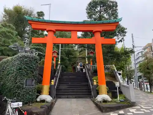 穴八幡宮(東京都)