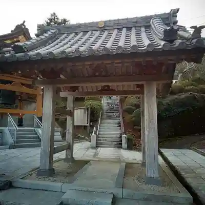菊蓮寺の山門・神門