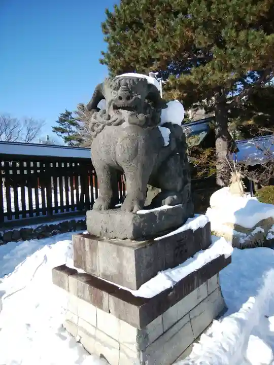 札幌護國神社の狛犬
