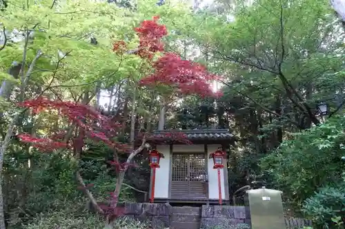 海住山寺の末社