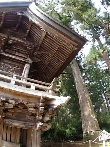 小村神社の本殿・本堂