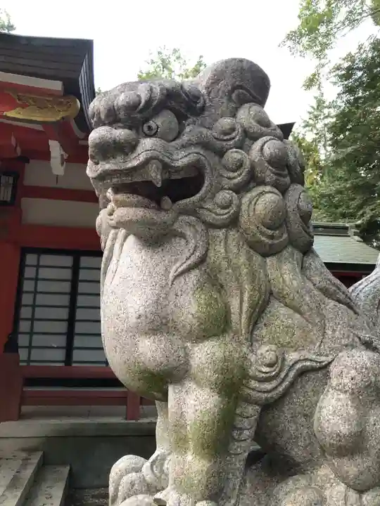 鴨神社の狛犬