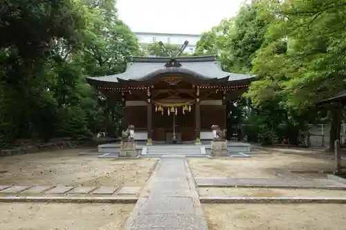 新家春日神社の本殿