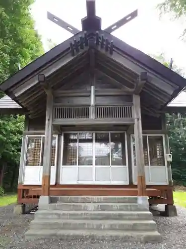 辨華別神社の本殿