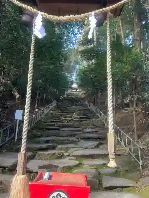 東霧島神社の{uncategorized: "未分類", other: "その他", undefined: "問題あり", building: "その他建物", grave: "お墓", sacred_gate: "鳥居", guardian: "狛犬", statue: "像", buddha: "仏像", history: "歴史", nature: "自然", garden: "庭園", animal: "動物", pagoda: "塔", temizu: "手水舎", mountain_gate: "山門・神門", sanctuary: "本殿・本堂", subordinate: "末社・摂社", art: "芸術", scenery: "景色", jizo: "地蔵", ema: "絵馬", goshuin: "御朱印", omikuji: "おみくじ", items: "授与品その他", amulet: "お守り", goshuincho: "御朱印帳", eats: "食事", festival: "お祭り", votive_dance: "神楽", shichigosan: "七五三参", wedding: "結婚式", experience: "体験その他", initially: "初詣", around: "周辺", anti_infection: "感染症対策"}