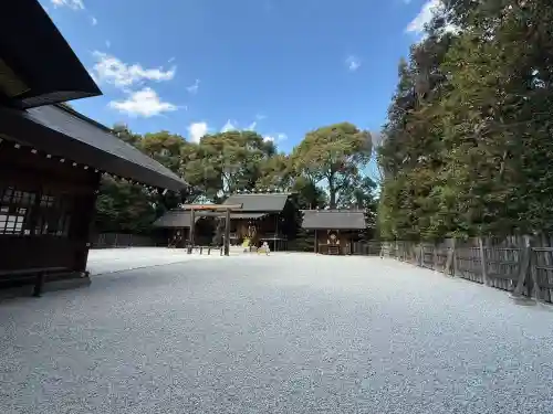 阿佐ヶ谷神明宮の{uncategorized: "未分類", other: "その他", undefined: "問題あり", building: "その他建物", grave: "お墓", sacred_gate: "鳥居", guardian: "狛犬", statue: "像", buddha: "仏像", history: "歴史", nature: "自然", garden: "庭園", animal: "動物", pagoda: "塔", temizu: "手水舎", mountain_gate: "山門・神門", sanctuary: "本殿・本堂", subordinate: "末社・摂社", art: "芸術", scenery: "景色", jizo: "地蔵", ema: "絵馬", goshuin: "御朱印", omikuji: "おみくじ", items: "授与品その他", amulet: "お守り", goshuincho: "御朱印帳", eats: "食事", festival: "お祭り", votive_dance: "神楽", shichigosan: "七五三参", wedding: "結婚式", experience: "体験その他", initially: "初詣", around: "周辺", anti_infection: "感染症対策"}
