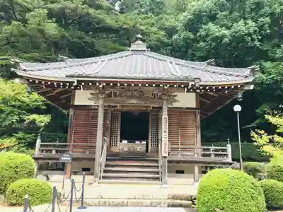 花山院菩提寺の本殿・本堂