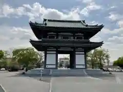 覚王山 日泰寺の山門