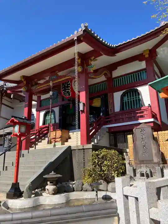 放生寺の本殿・本堂