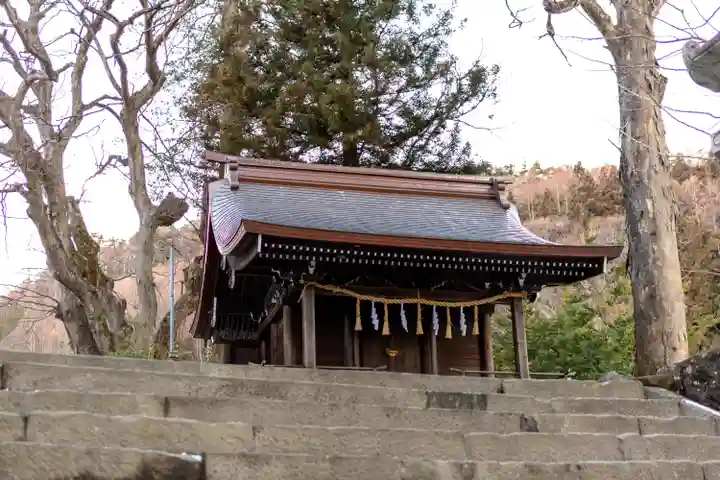 諏訪大社上社前宮(長野県)