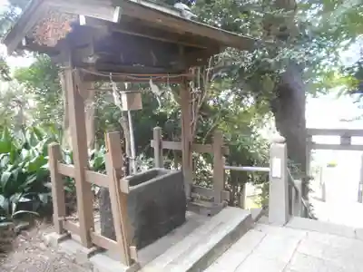 中里神社の手水舎