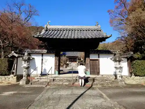 本泉寺の山門・神門