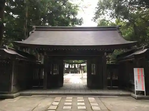 雄山神社前立社壇の山門