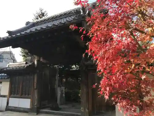 東光院の山門・神門