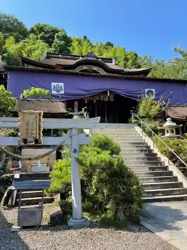 竹生島神社（都久夫須麻神社）の本殿