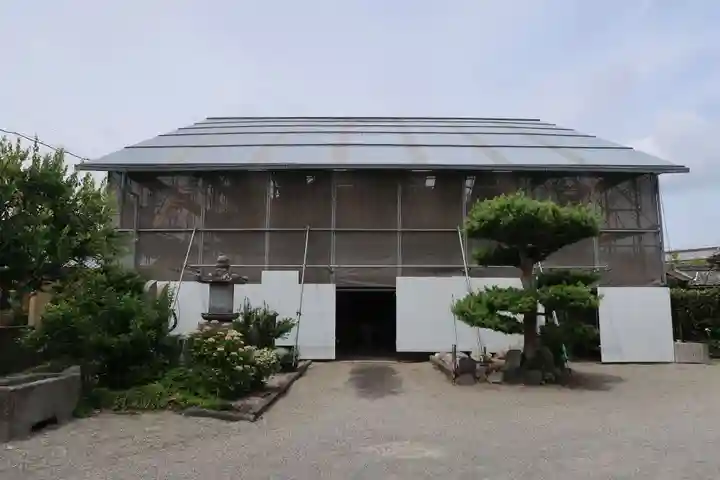 薬師寺の本殿・本堂