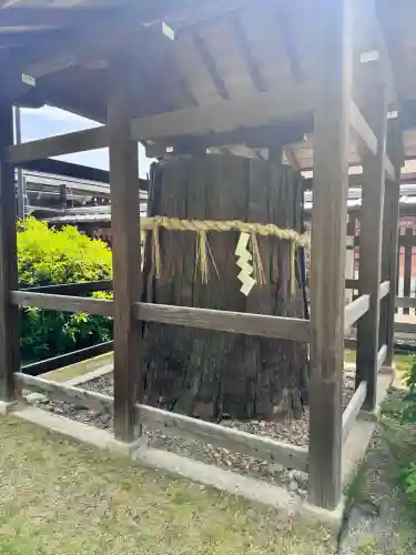 城南宮の{uncategorized: "未分類", other: "その他", undefined: "問題あり", building: "その他建物", grave: "お墓", sacred_gate: "鳥居", guardian: "狛犬", statue: "像", buddha: "仏像", history: "歴史", nature: "自然", garden: "庭園", animal: "動物", pagoda: "塔", temizu: "手水舎", mountain_gate: "山門・神門", sanctuary: "本殿・本堂", subordinate: "末社・摂社", art: "芸術", scenery: "景色", jizo: "地蔵", ema: "絵馬", goshuin: "御朱印", omikuji: "おみくじ", items: "授与品その他", amulet: "お守り", goshuincho: "御朱印帳", eats: "食事", festival: "お祭り", votive_dance: "神楽", shichigosan: "七五三参", wedding: "結婚式", experience: "体験その他", initially: "初詣", around: "周辺", anti_infection: "感染症対策"}