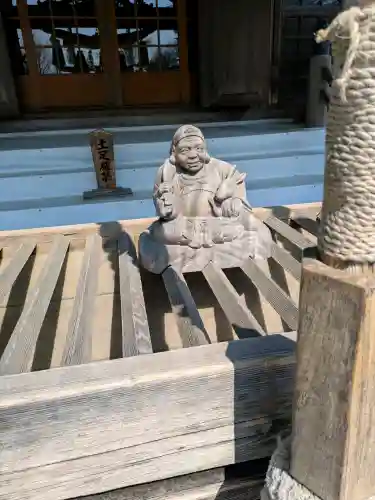 湯倉神社の{uncategorized: "未分類", other: "その他", undefined: "問題あり", building: "その他建物", grave: "お墓", sacred_gate: "鳥居", guardian: "狛犬", statue: "像", buddha: "仏像", history: "歴史", nature: "自然", garden: "庭園", animal: "動物", pagoda: "塔", temizu: "手水舎", mountain_gate: "山門・神門", sanctuary: "本殿・本堂", subordinate: "末社・摂社", art: "芸術", scenery: "景色", jizo: "地蔵", ema: "絵馬", goshuin: "御朱印", omikuji: "おみくじ", items: "授与品その他", amulet: "お守り", goshuincho: "御朱印帳", eats: "食事", festival: "お祭り", votive_dance: "神楽", shichigosan: "七五三参", wedding: "結婚式", experience: "体験その他", initially: "初詣", around: "周辺", anti_infection: "感染症対策"}