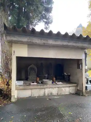 信正寺(秋田県)