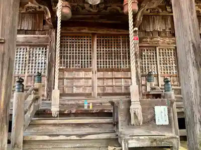 岡崎八幡宮の本殿・本堂