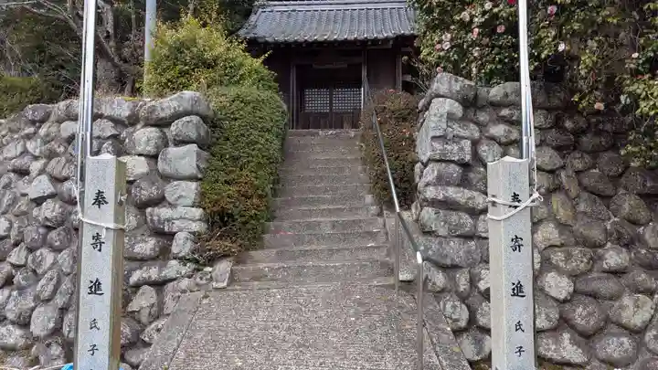 石拆神社の本殿・本堂