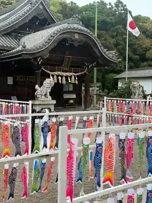 東海市熊野神社の{uncategorized: "未分類", other: "その他", undefined: "問題あり", building: "その他建物", grave: "お墓", sacred_gate: "鳥居", guardian: "狛犬", statue: "像", buddha: "仏像", history: "歴史", nature: "自然", garden: "庭園", animal: "動物", pagoda: "塔", temizu: "手水舎", mountain_gate: "山門・神門", sanctuary: "本殿・本堂", subordinate: "末社・摂社", art: "芸術", scenery: "景色", jizo: "地蔵", ema: "絵馬", goshuin: "御朱印", omikuji: "おみくじ", items: "授与品その他", amulet: "お守り", goshuincho: "御朱印帳", eats: "食事", festival: "お祭り", votive_dance: "神楽", shichigosan: "七五三参", wedding: "結婚式", experience: "体験その他", initially: "初詣", around: "周辺", anti_infection: "感染症対策"}